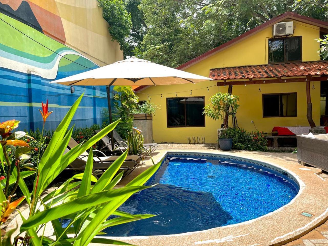 Tamarindo Backpackers Hostel Eksteriør bilde