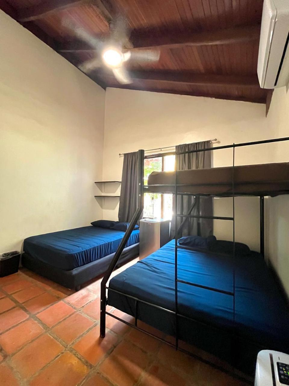 Tamarindo Backpackers Hostel Eksteriør bilde